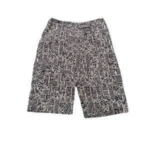 Talbots Women's Black & White Abstract Floral Pattern 13" Inseam Walking Short S